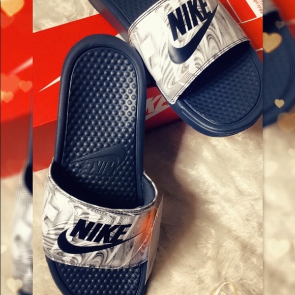 Nike Other - Nike shoes/slides